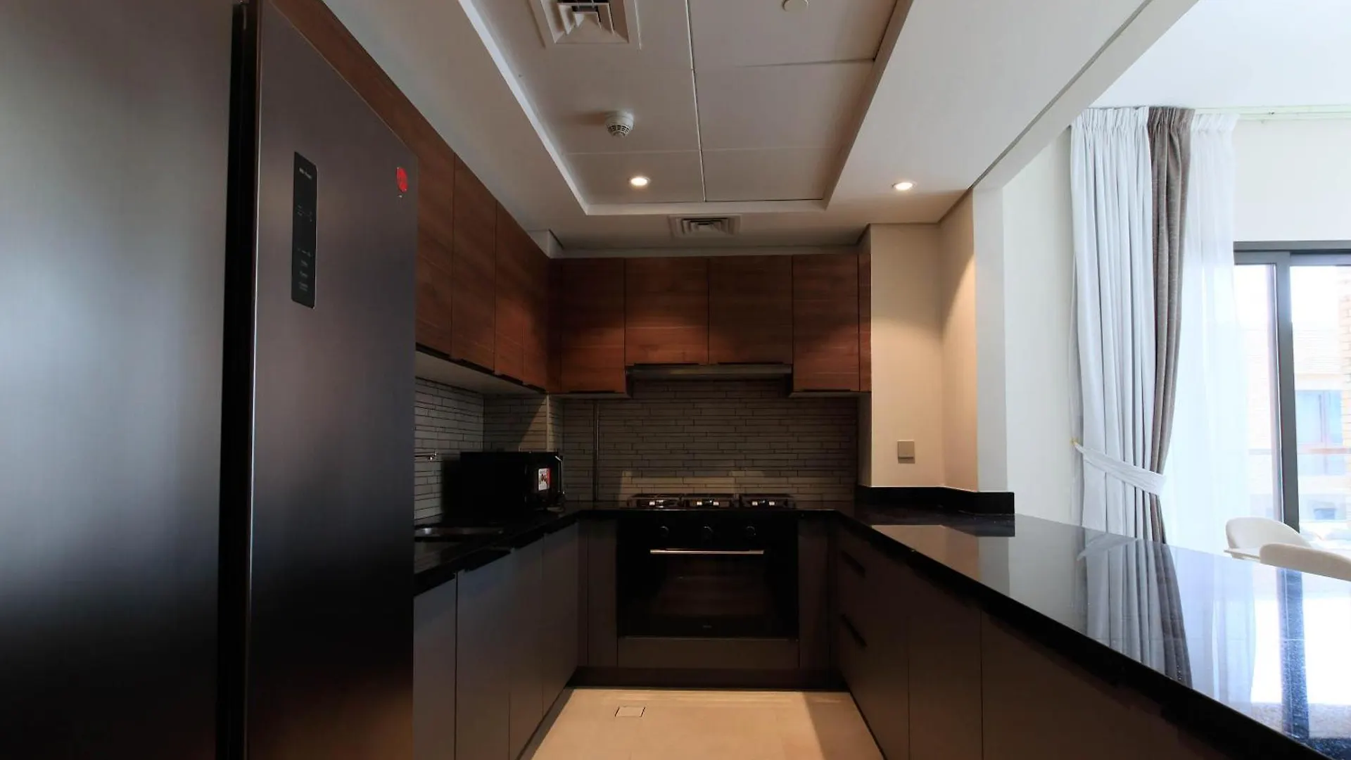 Apartment Bright And Spacious 2Br With Maids In Eleganz Jvc Dubai