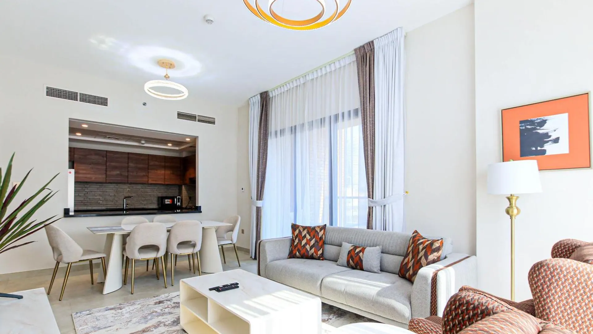 Bright And Spacious 2Br With Maids In Eleganz Jvc Dubai Apartment